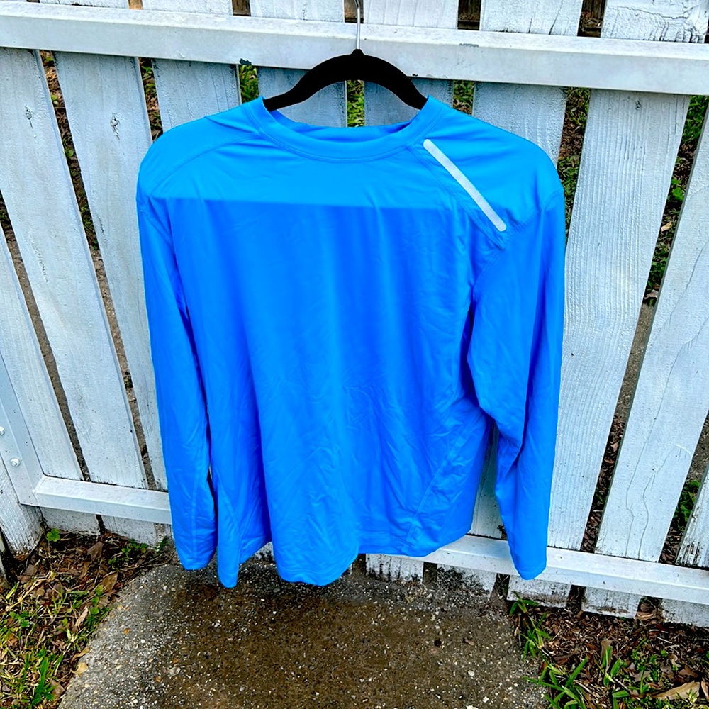 Sun protection shirt, extrrrrreely comfortable material!!